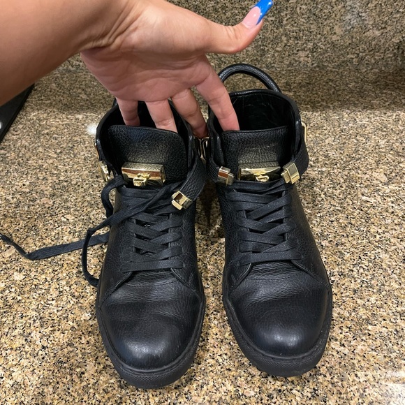 Buscemi Men's 100mm High-Top Leather Sneakers with Padlock - Picture 11 of 12